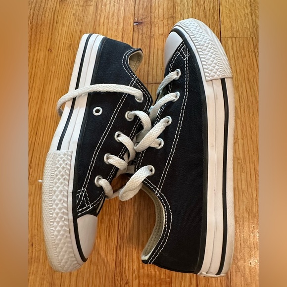 Converse Chuck Taylor All Star Low-Top Sneaker - Little Kid - Black Sz 2.5 - Picture 3 of 12
